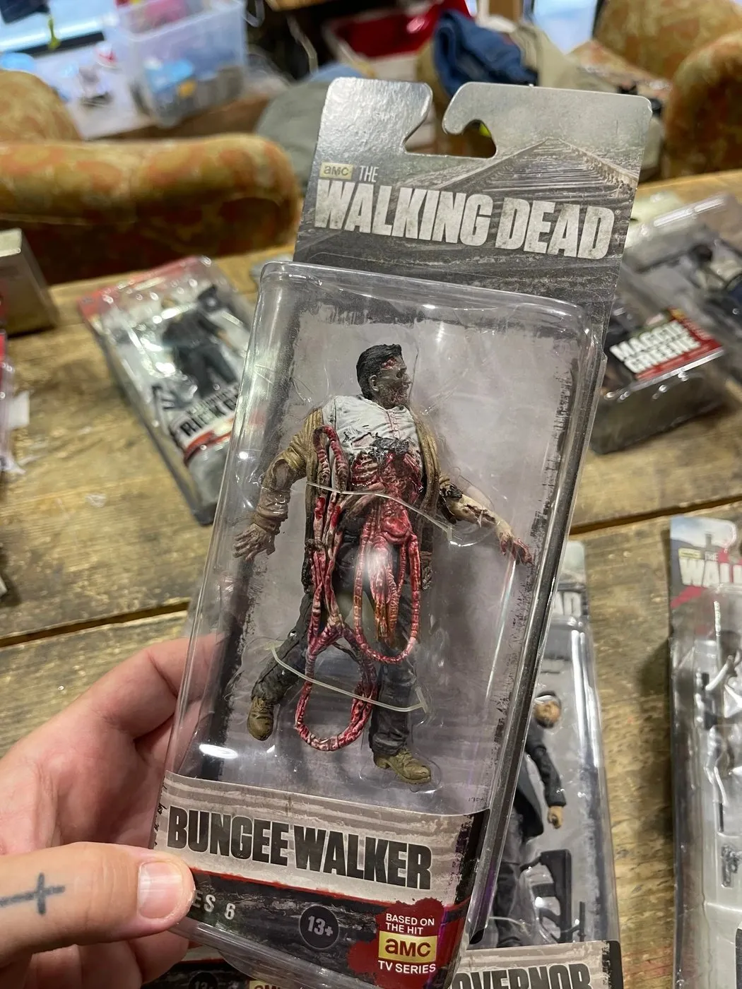 action figure Bungee Walker The Walking Dead Mcfarlane