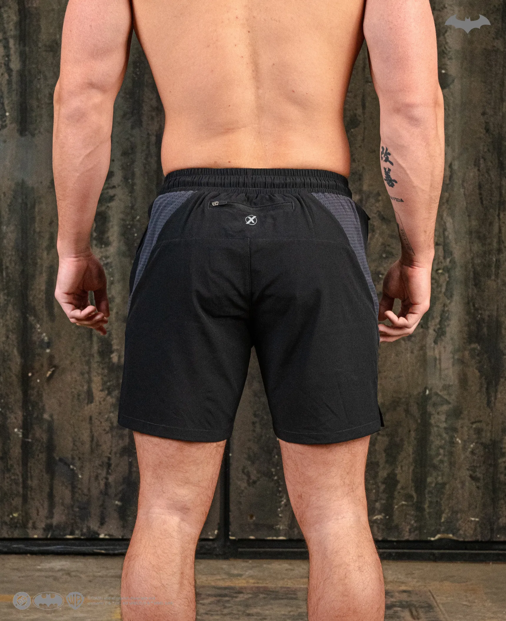 BATMAN Utility Performance Shorts 7" - Arkham Black
