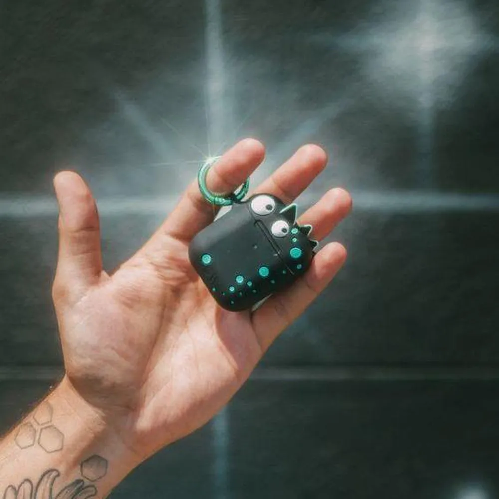 CASE-MATE CreaturePods AirPods Case - Spike Harmless - Black
