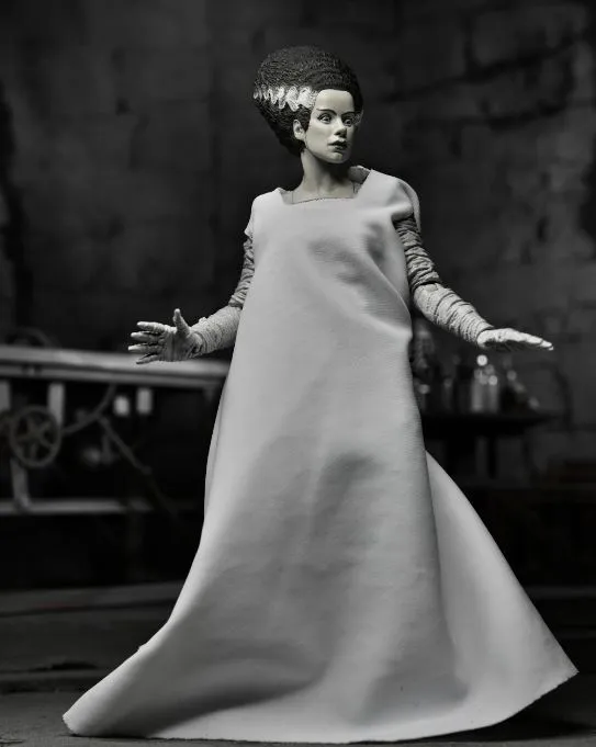 Figurine - Ultimate Bride of Frankenstein (B&W) - 7in