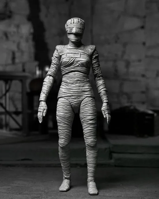 Figurine - Ultimate Bride of Frankenstein (B&W) - 7in