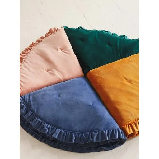 Soft Velvet Mat with Frill
